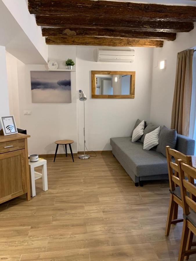 Apartaments Impro Mora d'Ebre Buitenkant foto