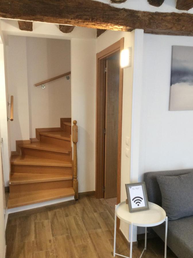 Apartaments Impro Mora d'Ebre Buitenkant foto